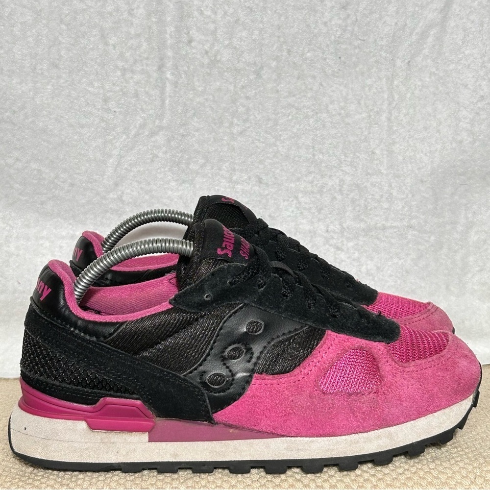 Saucony Womens Pink/Black Shadow Original Athletic Trainer Sneakers Shoes SZ 7.5